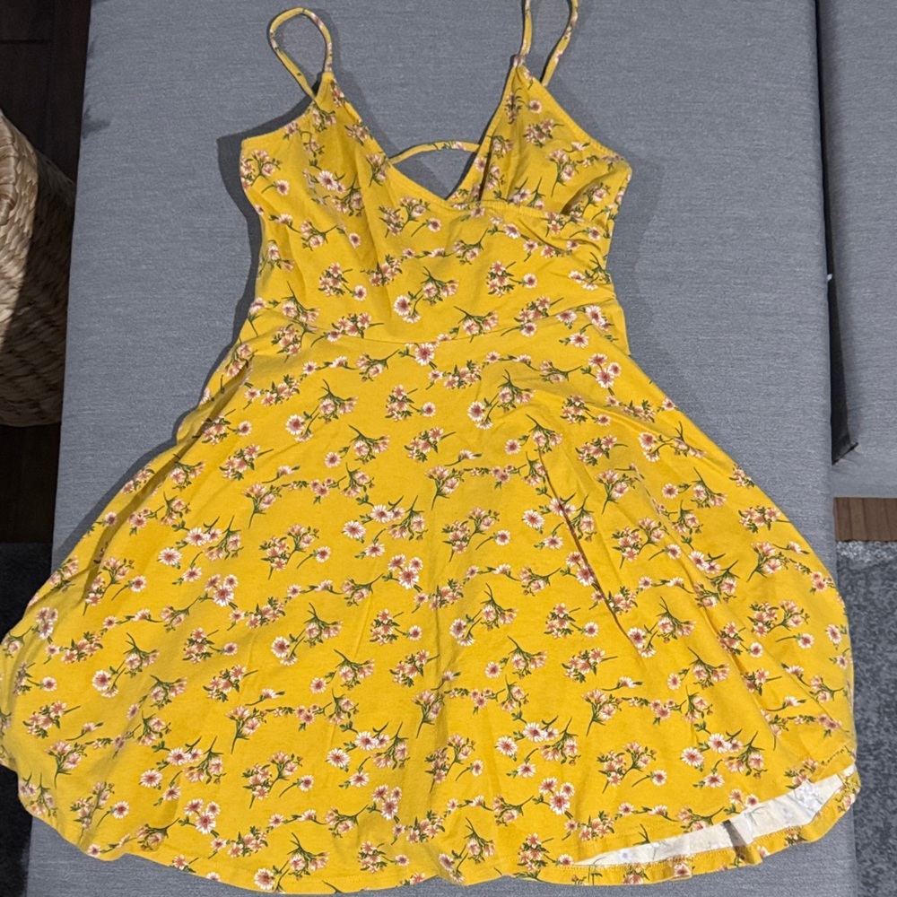 Forever 21 Mustard Floral Dress fits like small